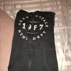 Ae’ropostale zip up sweater